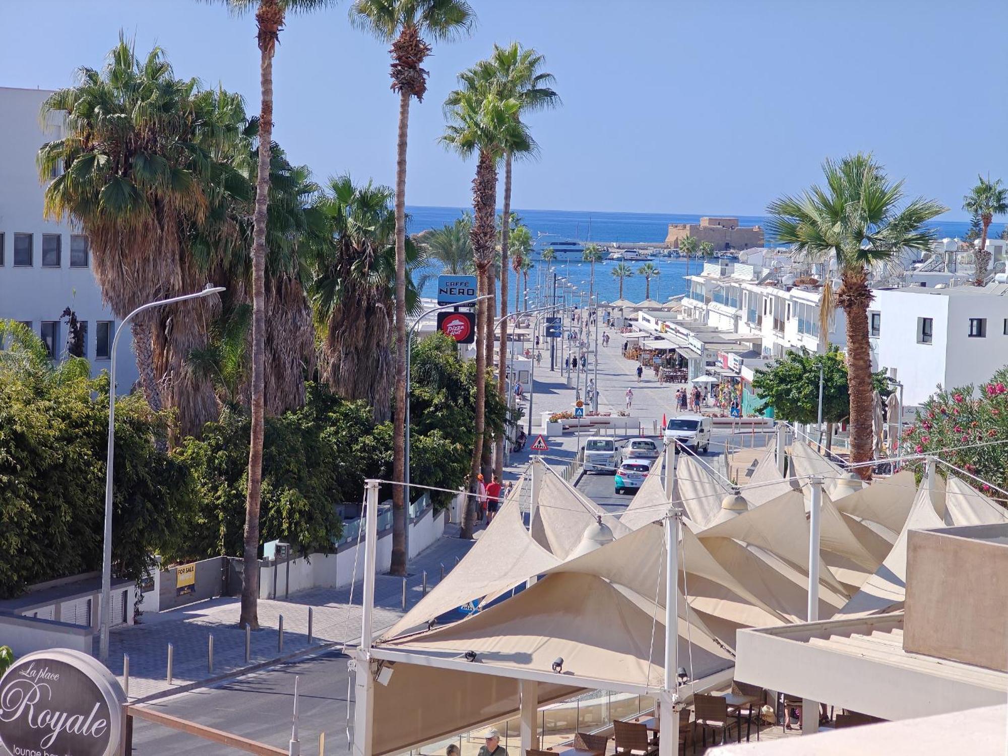 Blue Coast Semeli By The Sea Leilighet Paphos Eksteriør bilde